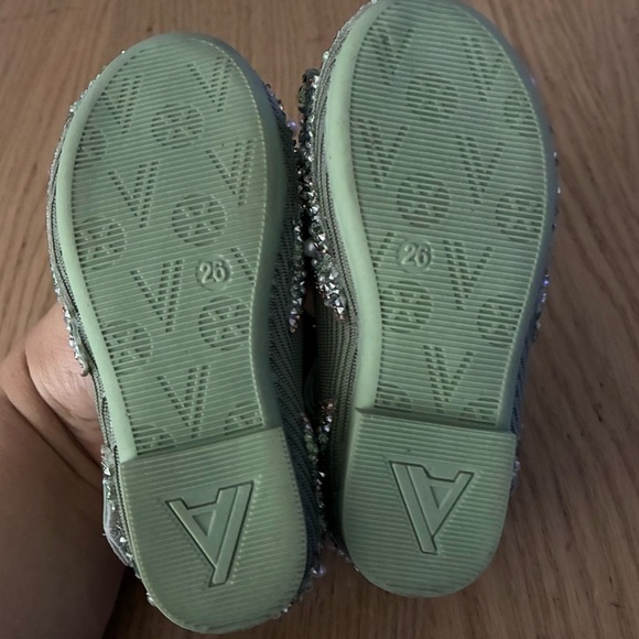 Meng Ke Xuan Elegant Kids' Sparkling Pearl Rhinestone Shiny Kids Princess Shoes - Picture 9 of 13